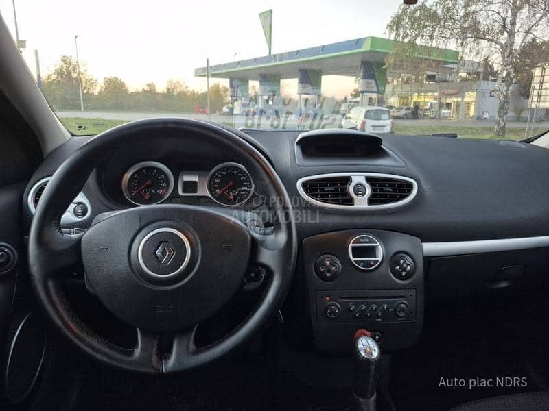 Renault Clio 1.6