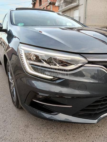 Renault Megane VIRT PANO KAMERA