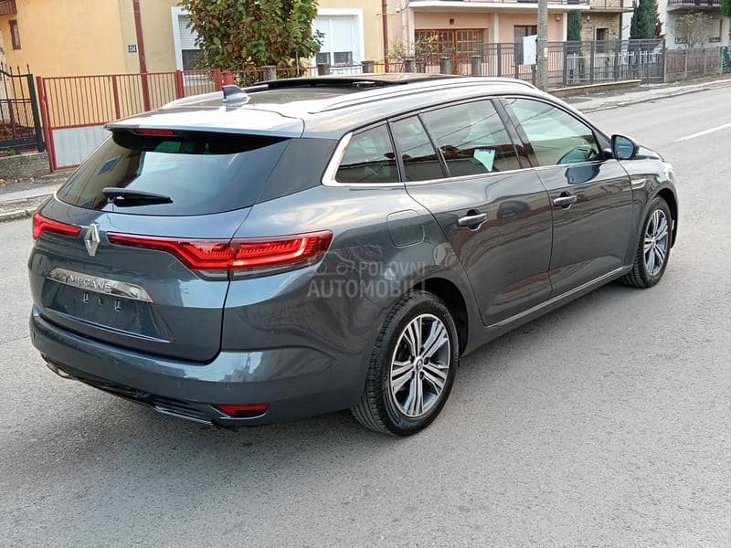 Renault Megane VIRT PANO KAMERA