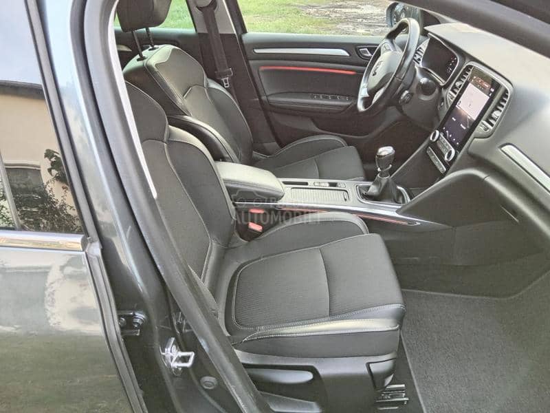 Renault Megane VIRT PANO KAMERA