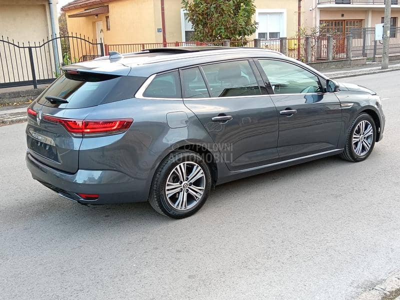 Renault Megane VIRT PANO KAMERA