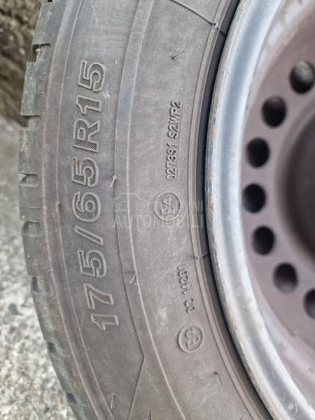 Firestone 175/65 R15 Zimska