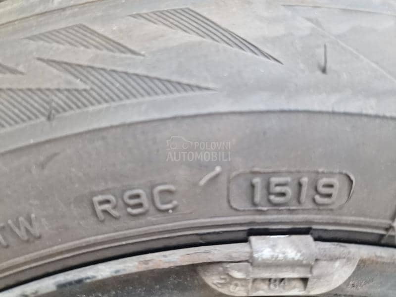 Firestone 175/65 R15 Zimska