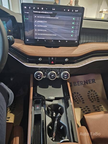 Škoda Superb L K LAGER