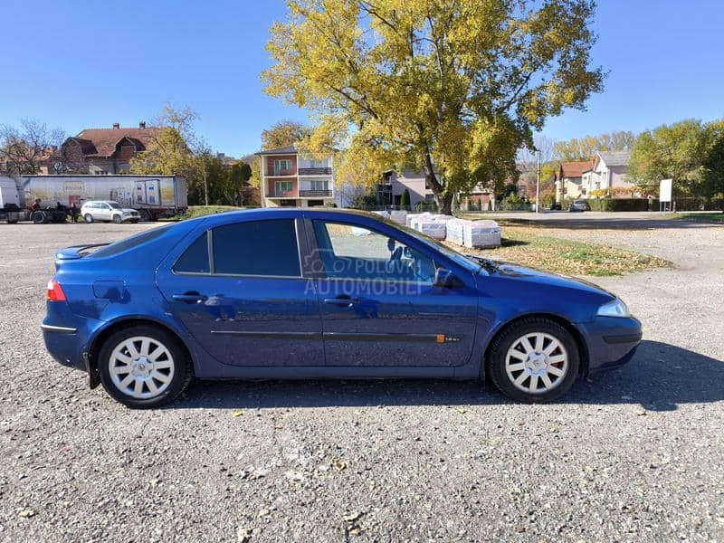 Renault Laguna 
