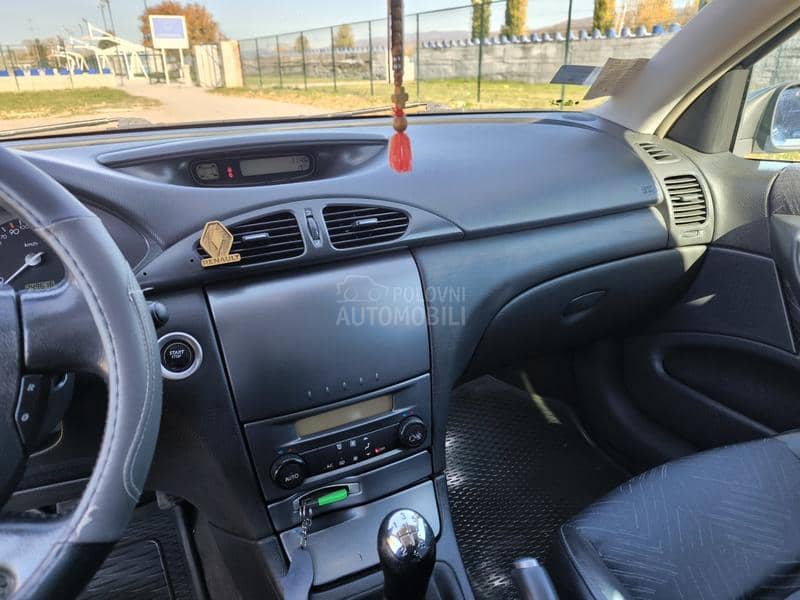 Renault Laguna 