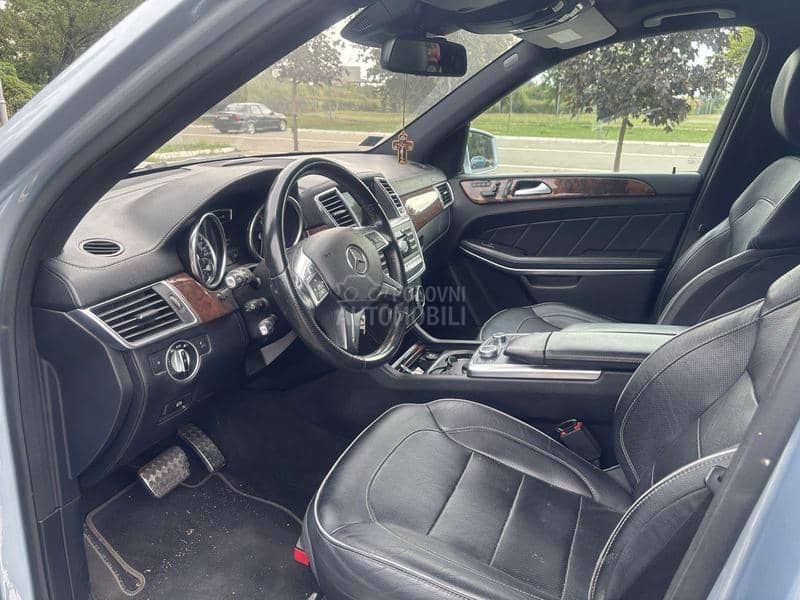 Mercedes Benz GL 350 Blue tec