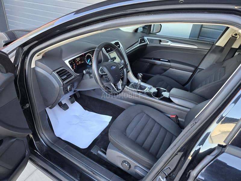 Ford Mondeo 1.6 TDCI TITANIUM