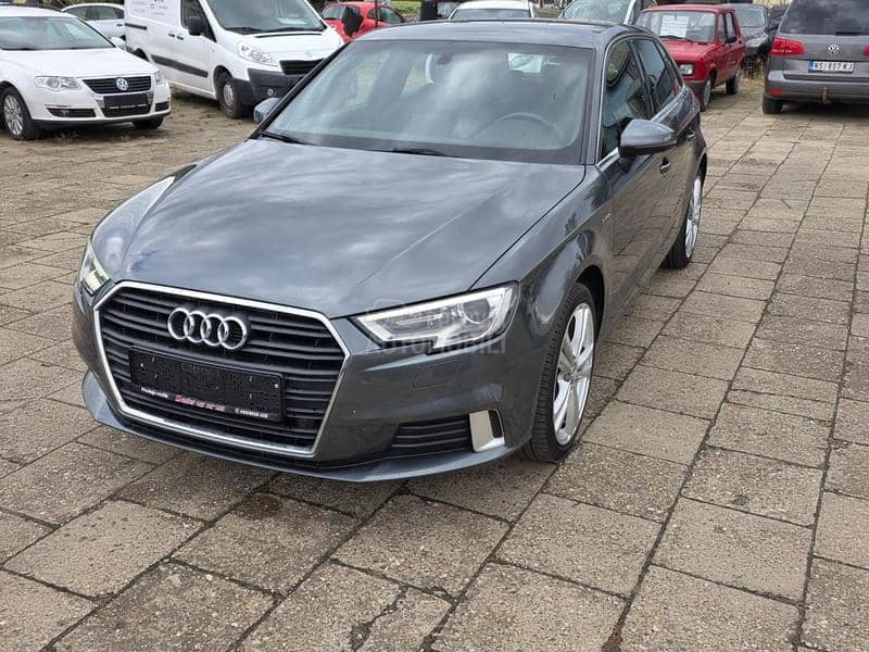 Audi A3 1.4CNG S LINE/AUT