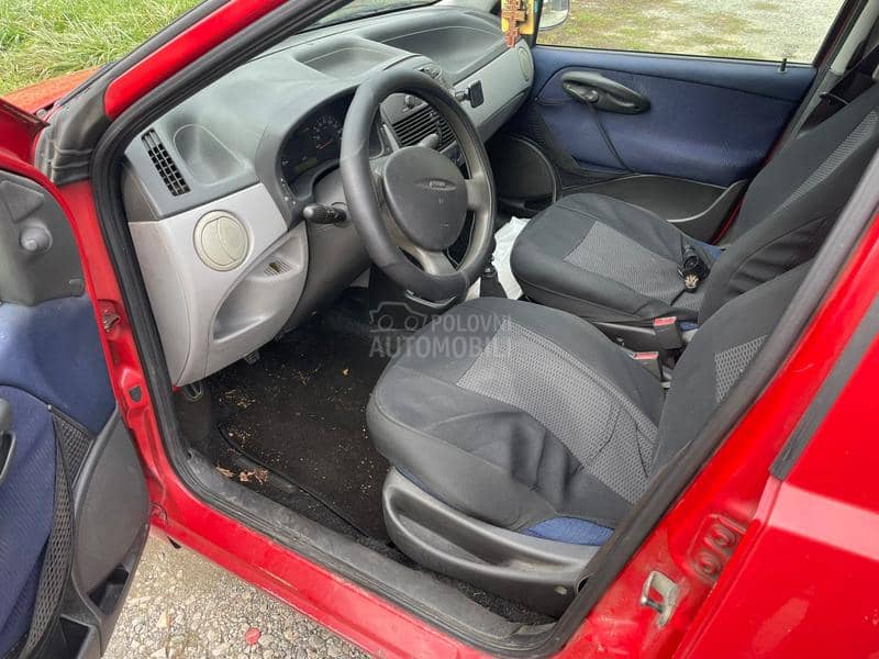 Fiat Punto 1.2 8v