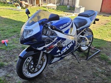 Suzuki gsxr k2 750