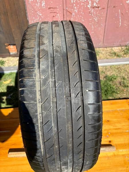 Rotalla 215/45 R17 Letnja