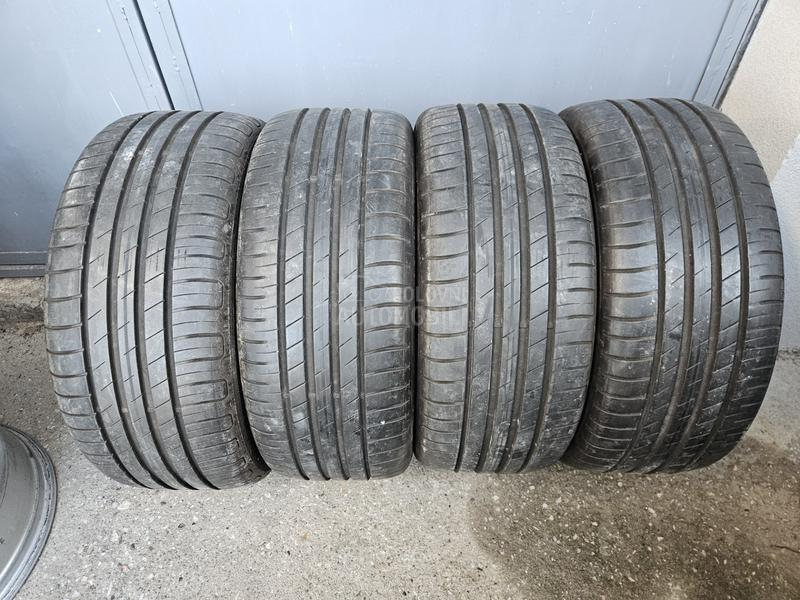 Goodyear 225/45 R17 Letnja