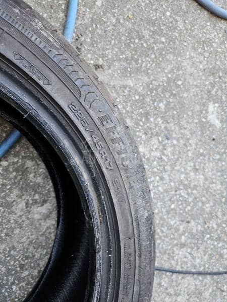 Goodyear 225/45 R17 Letnja