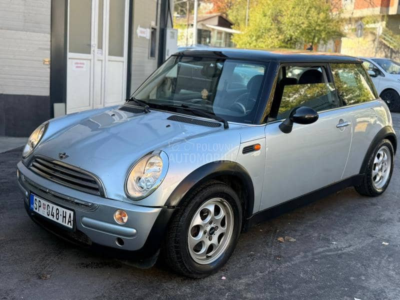 MINI Cooper 1.6