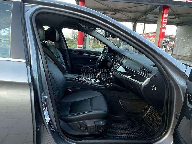 BMW 525 XDRIVE AUT/NAV/LED