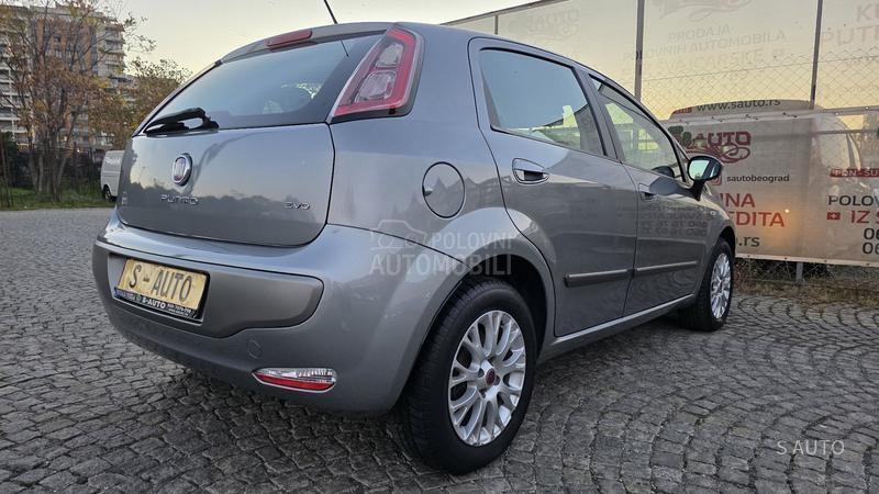 Fiat Grande Punto MULTlMEDlA-KREDlTl