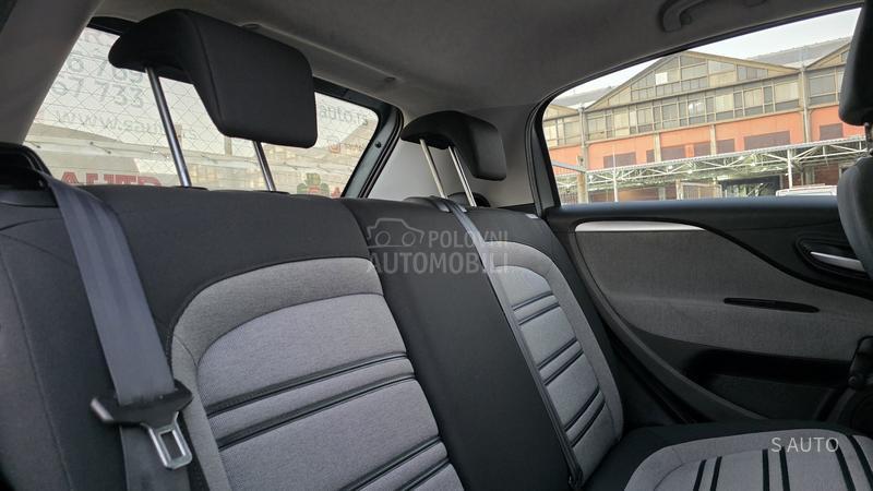 Fiat Grande Punto MULTlMEDlA-KREDlTl