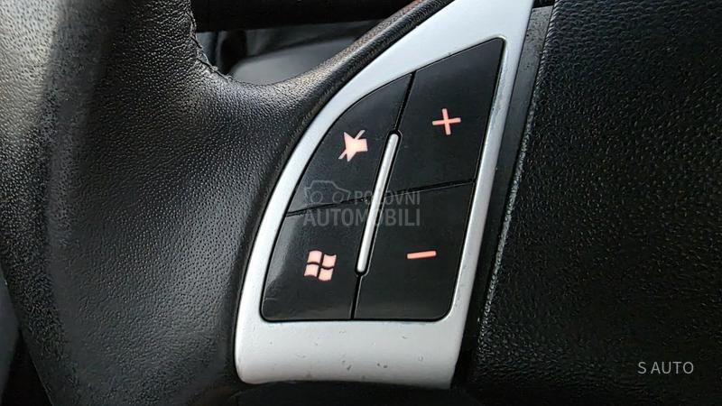 Fiat Grande Punto MULTlMEDlA-KREDlTl