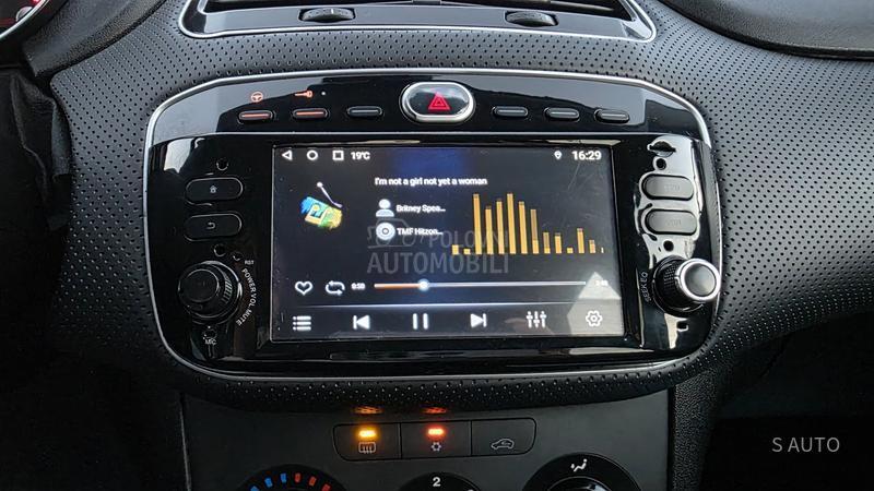 Fiat Grande Punto MULTlMEDlA-KREDlTl