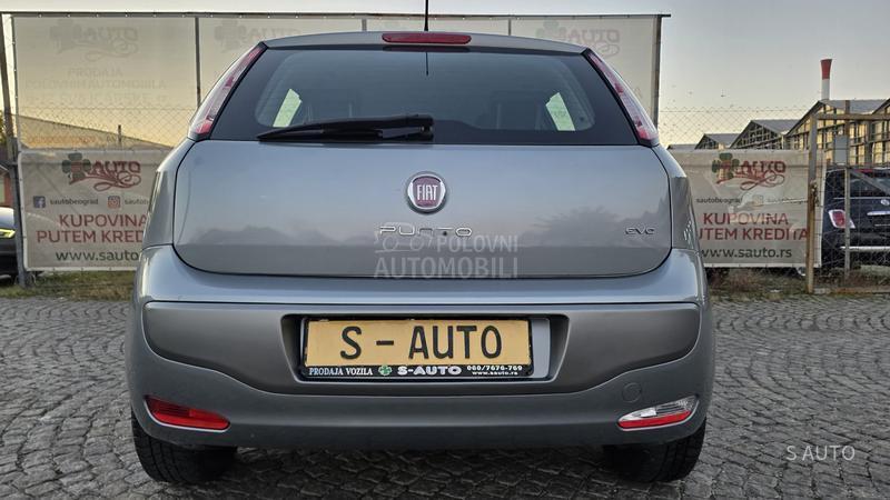 Fiat Grande Punto MULTlMEDlA-KREDlTl