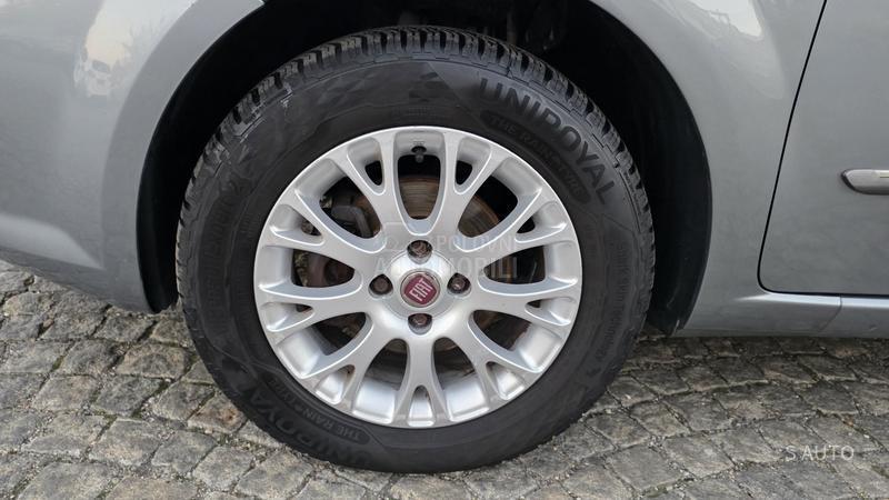 Fiat Grande Punto MULTlMEDlA-KREDlTl