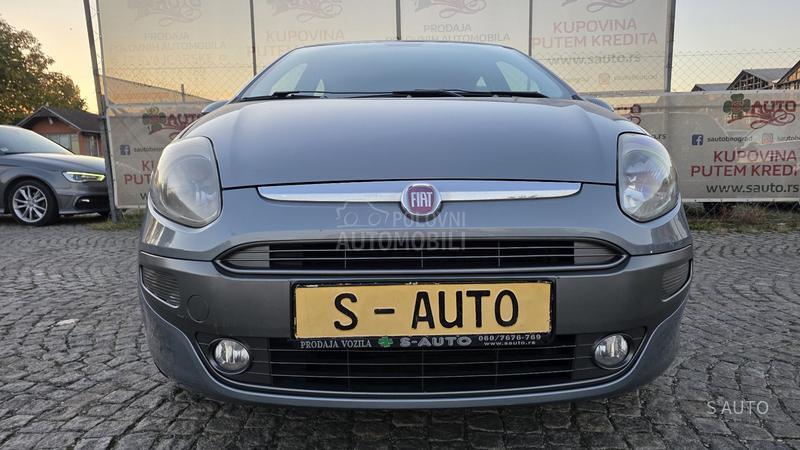 Fiat Grande Punto MULTlMEDlA-KREDlTl