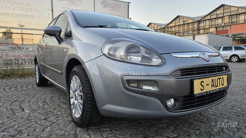 Fiat Grande Punto MULTlMEDlA-KREDlTl