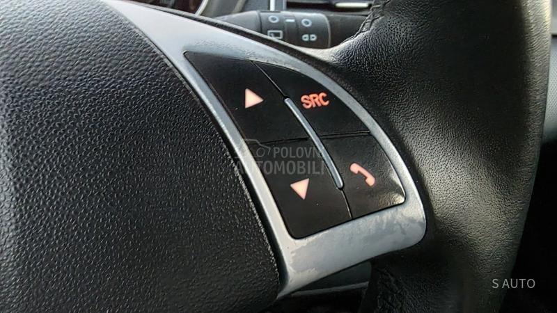 Fiat Grande Punto MULTlMEDlA-KREDlTl