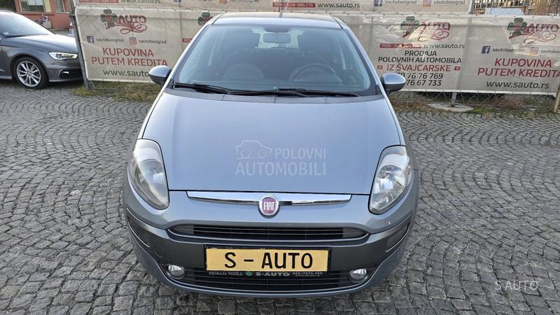 Fiat Grande Punto MULTlMEDlA-KREDlTl
