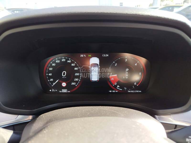 Volvo V60 2.0 D3 MOMENTUM A/T
