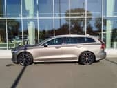 Volvo V60 2.0 D3 MOMENTUM A/T