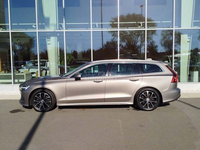 Volvo V60 2.0 D3 MOMENTUM A/T