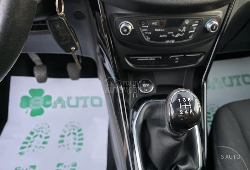 Ford B-Max M0T0R NE PALl