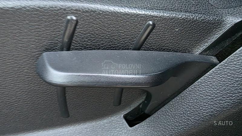 Ford B-Max M0T0R NE PALl