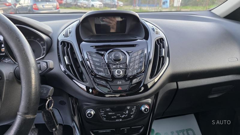 Ford B-Max M0T0R NE PALl