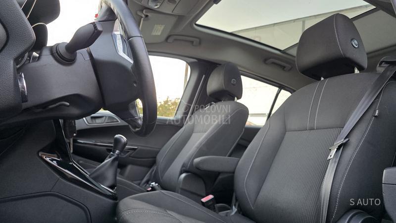 Ford B-Max M0T0R NE PALl