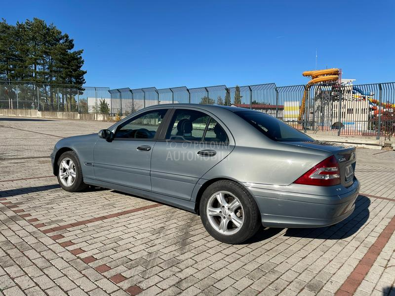 Mercedes Benz C 200 