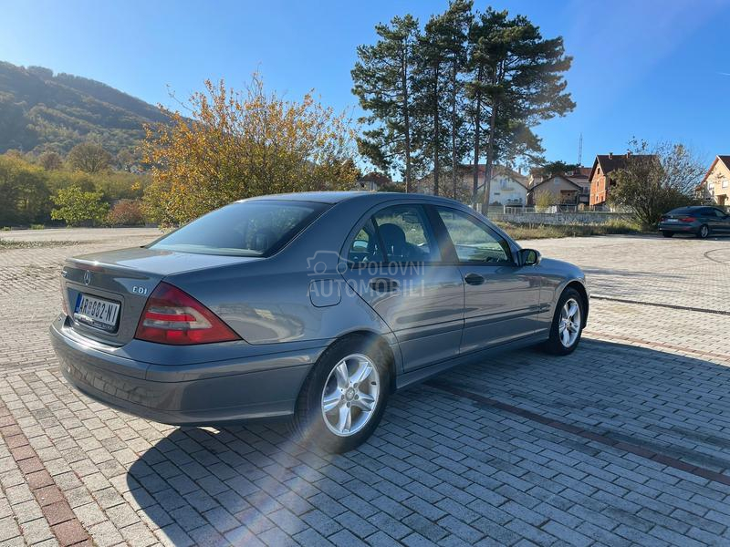 Mercedes Benz C 200 