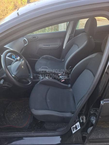 Peugeot 206 plus 1.4i