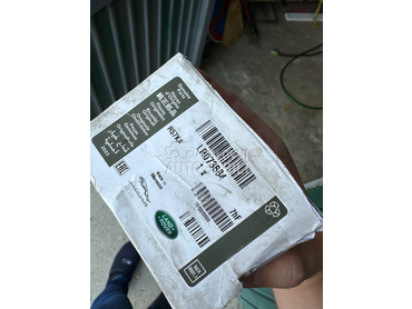 JLR uljna pumpa LR110501 za Jaguar F pace