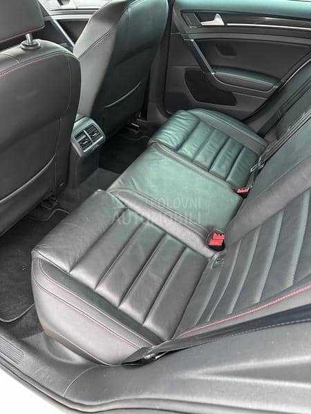 Volkswagen Golf 7 GTI CH