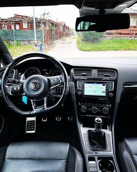 Volkswagen Golf 7 GTI CH