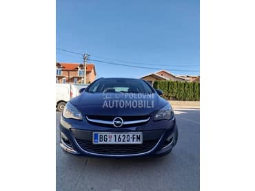 Opel Astra J 