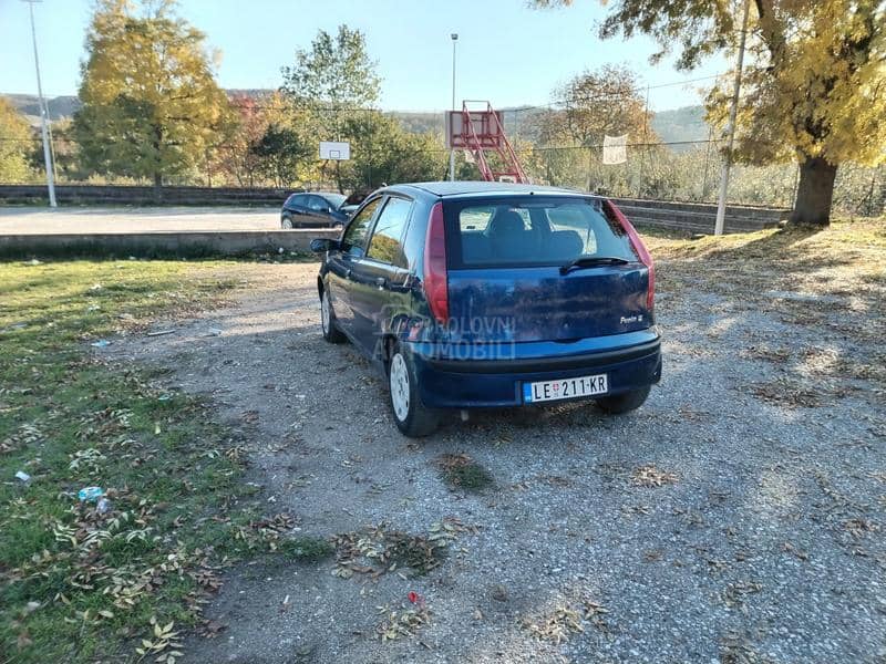 Fiat Punto Reg godinu dana