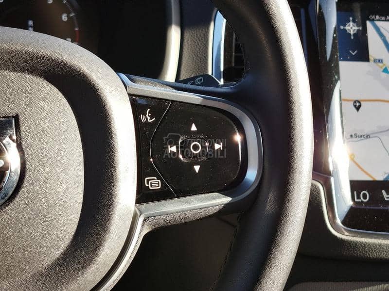 Volvo XC90 2.0 B6 AWD R-DESING