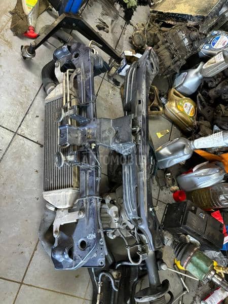 Delovi za Mitsubishi Outlander 2.0D 2007. god.