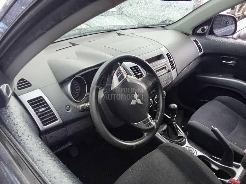 Delovi za Mitsubishi Outlander 2.0D 2007. god.