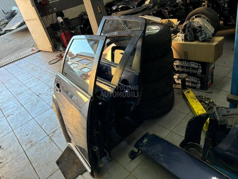 Delovi za Mitsubishi Outlander 2.0D 2007. god.