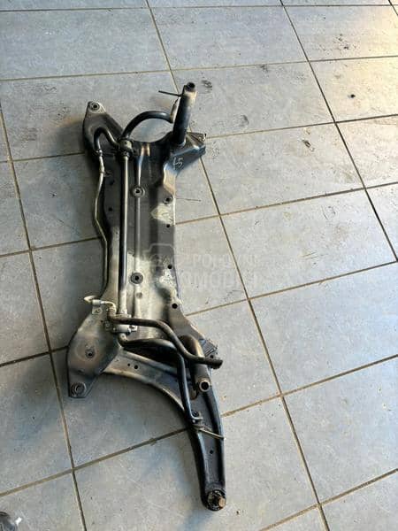 Delovi za Mitsubishi Outlander 2.0D 2007. god.